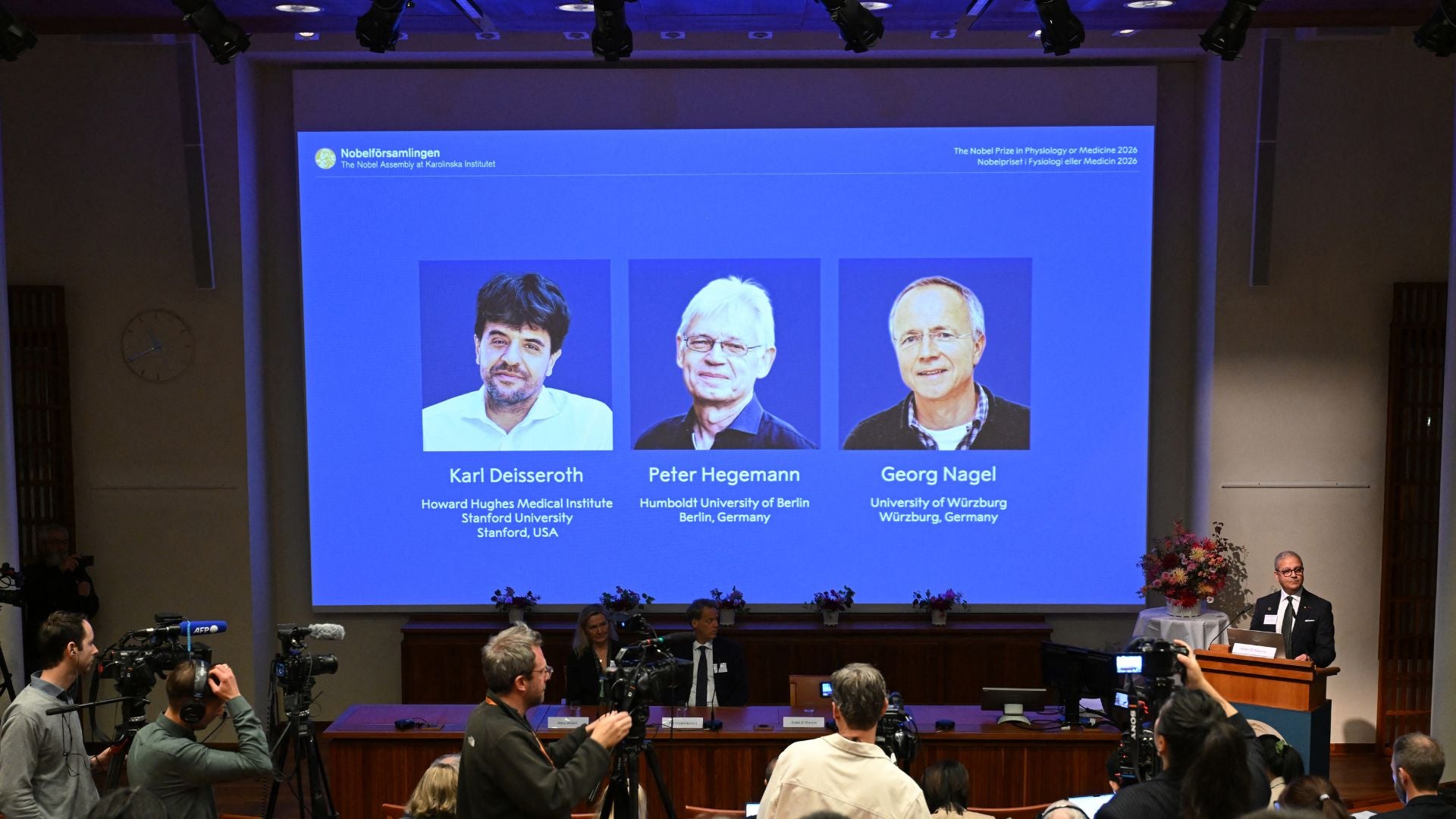 Karl Deisseroth, Peter Hegemann y Georg Nagel - FOTO AFP