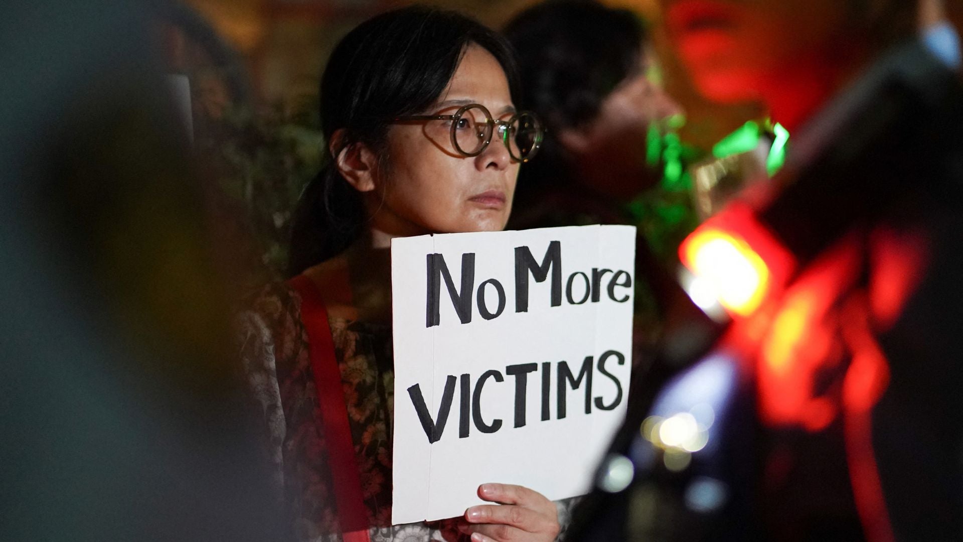 Protesta contra el asesinato de una mujer en Okinawa, presuntamente cometido por un infante de marina - AFP