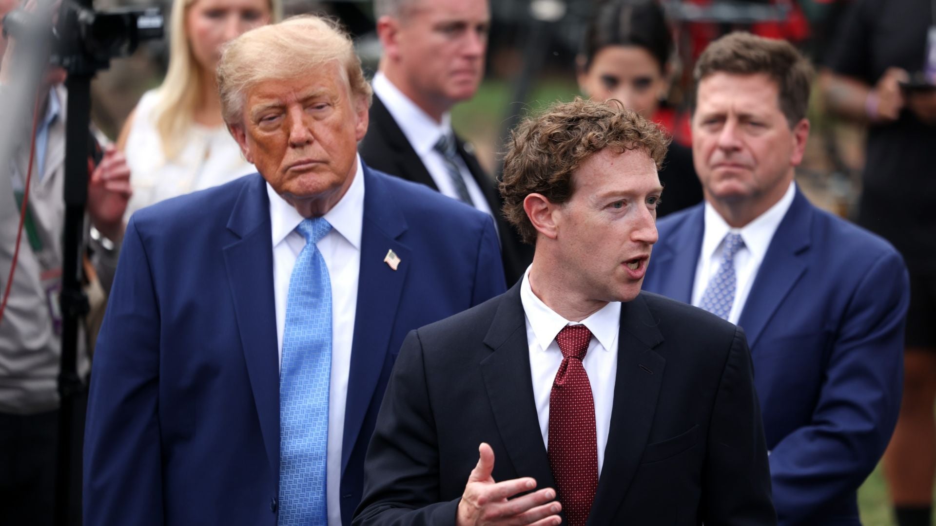 Presidente Donald Trump y Mark Zuckerberg-Foto: EFE