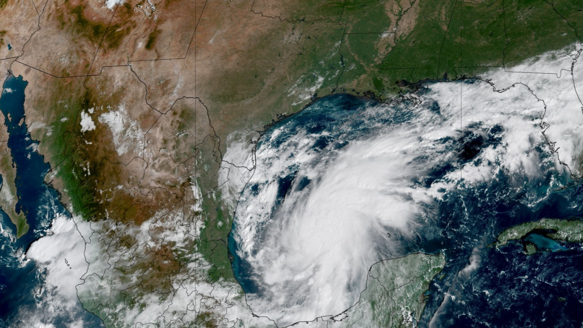 Tormenta Isaías se convierte en huracán rumbo a Estados Unidos