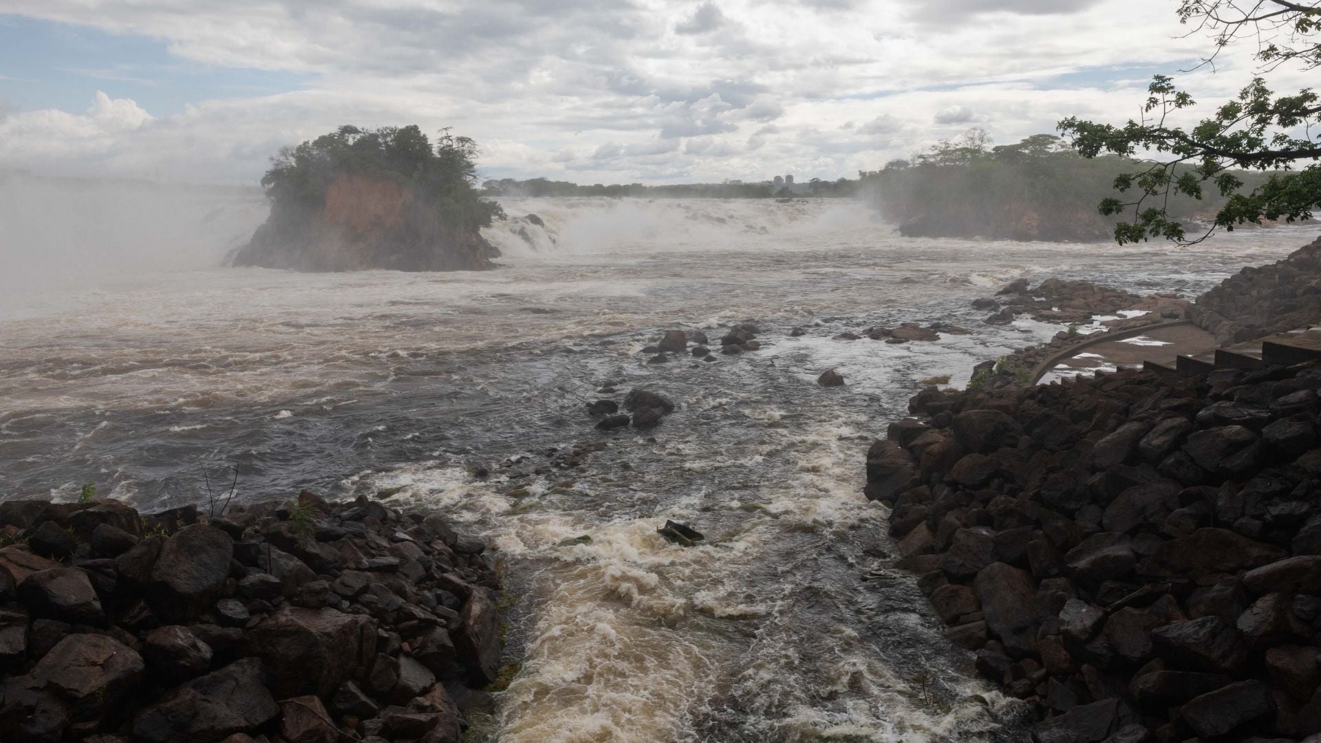 Fotografía del salto La Llovizna del río Caroní - Foto de referencia: EFE