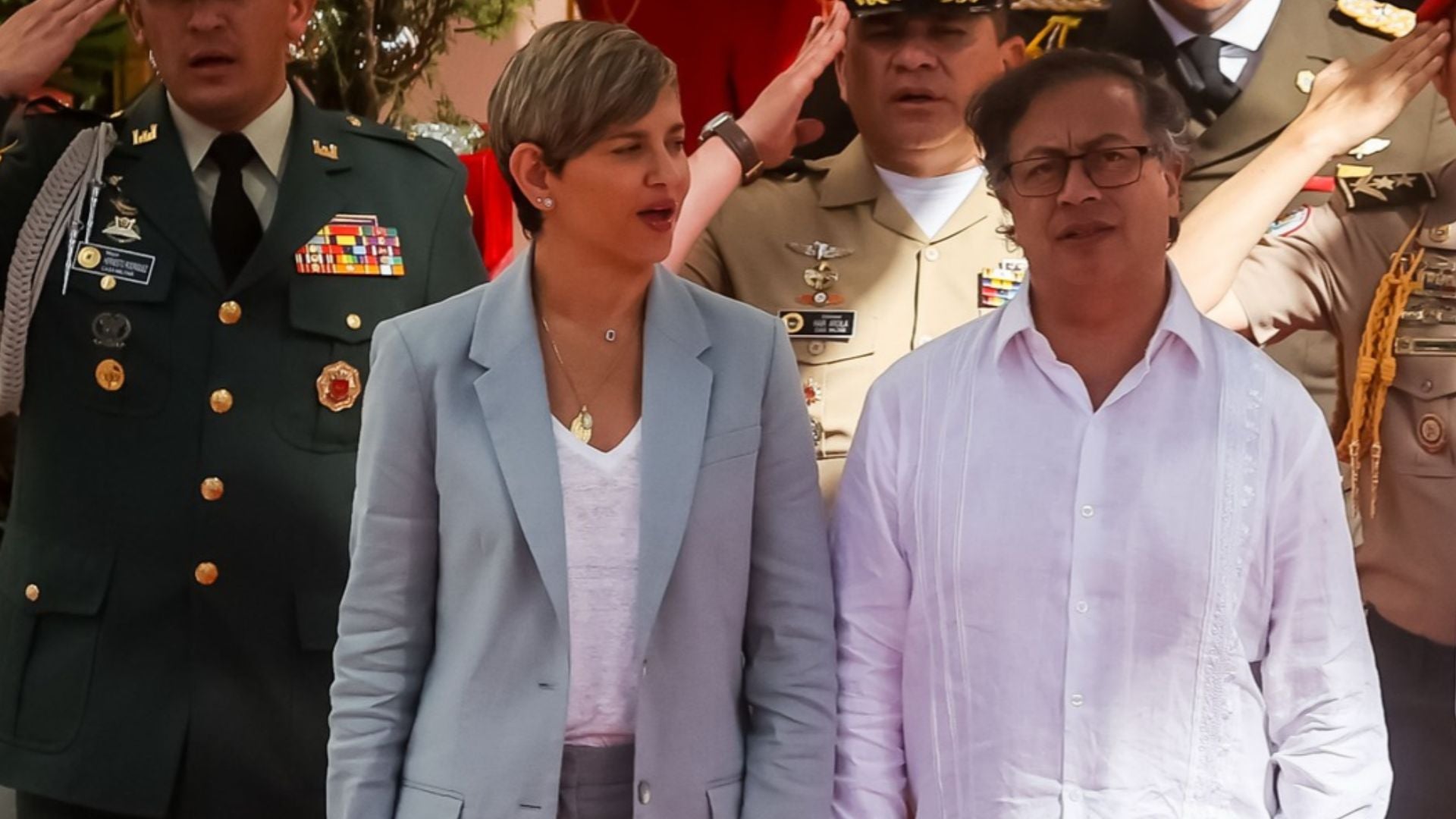 Verónica Alcocer y Gustavo Petro - Foto: EFE