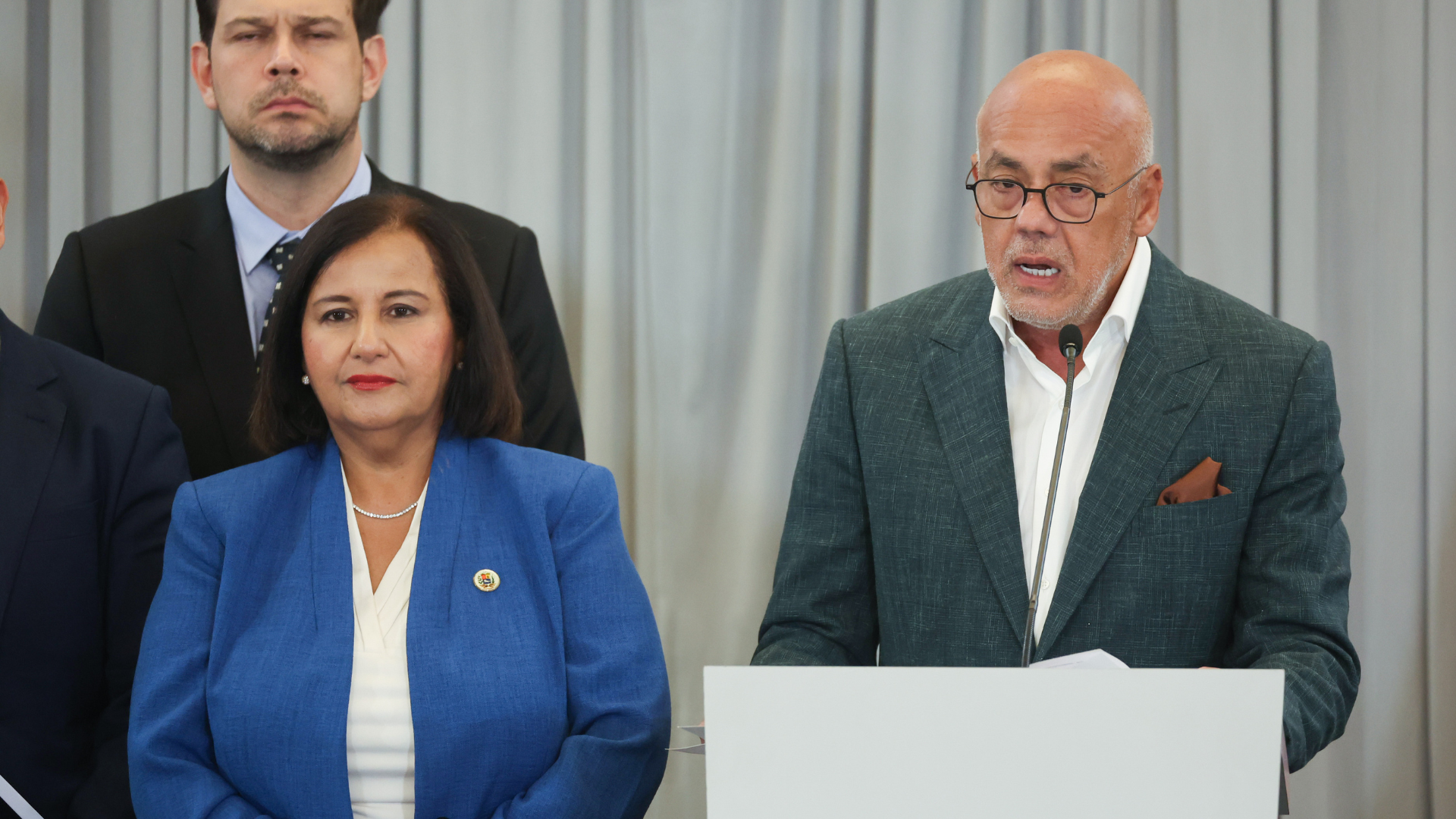 Integrantes del diálogo político que se desarrolla en Venezuela - Foto: EFE