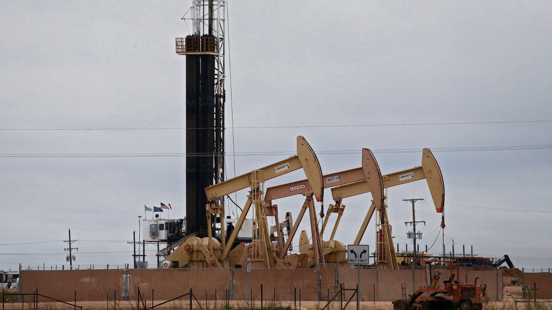 Precio del petróleo de Texas sube un 3,8 %-Foto EFE