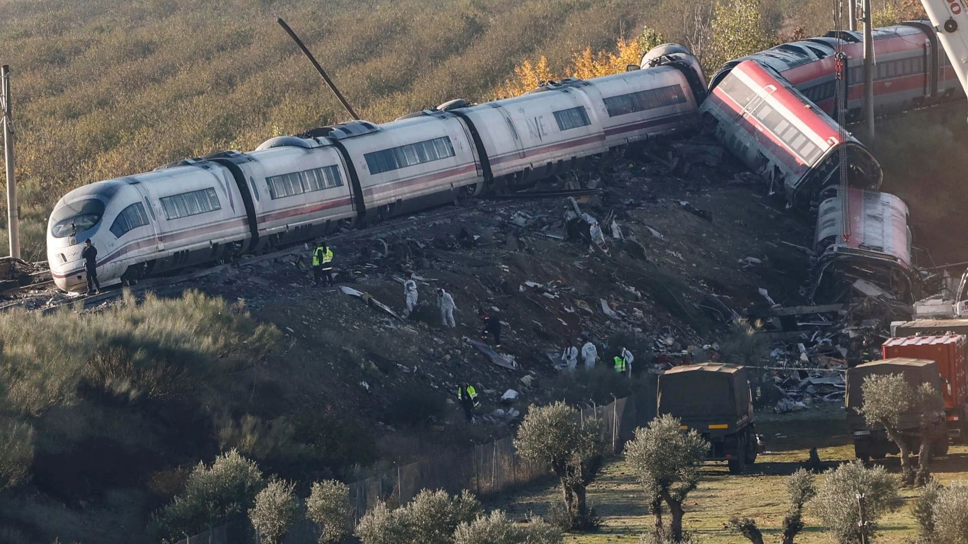 Choque de trenes en España - Foto: EFE
