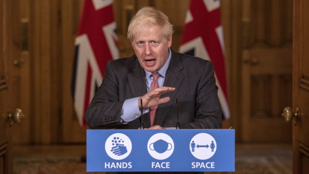 Reino Unido advierte que no ha podido controlar el covid-19