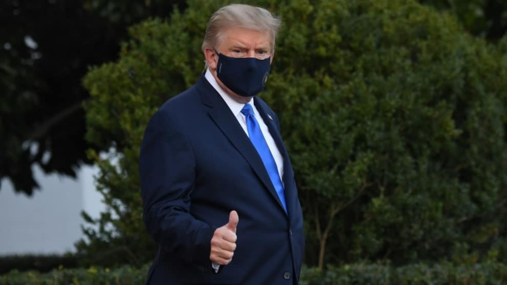 Equipo médico de Trump prepara la Casa Blanca para continuar su tratamiento