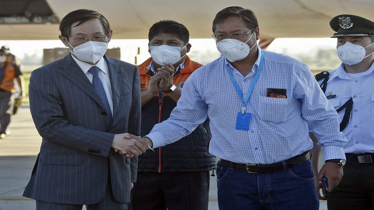 Bolivia recibió 500.000 vacunas chinas de Sinopharm