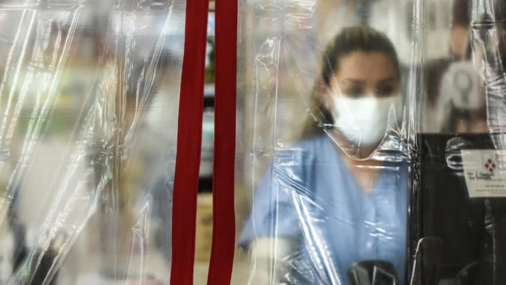 Fallece por Covid-19 enfermera embarazada en Reino Unido, su bebé está a salvo