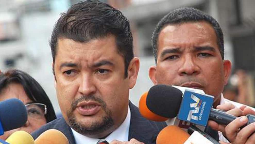 Régimen impidió a Roberto Marrero abordar vuelo humanitario con destino a Madrid