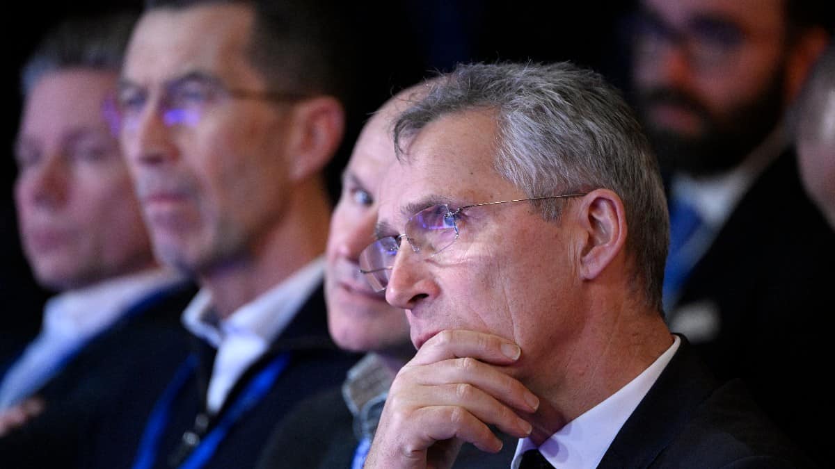 La OTAN y la UE buscan una "sociedad más contundente frente a la amenaza rusa"