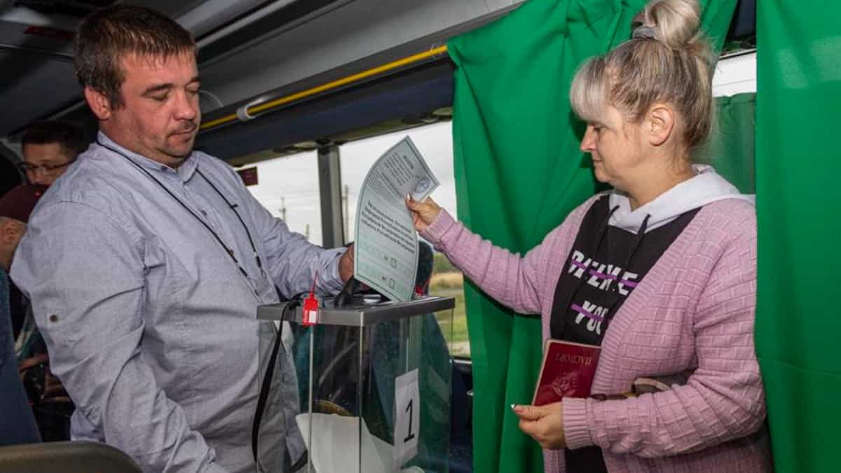 Rusia inicia referendos ilegales de anexión en cuatro regiones de Ucrania