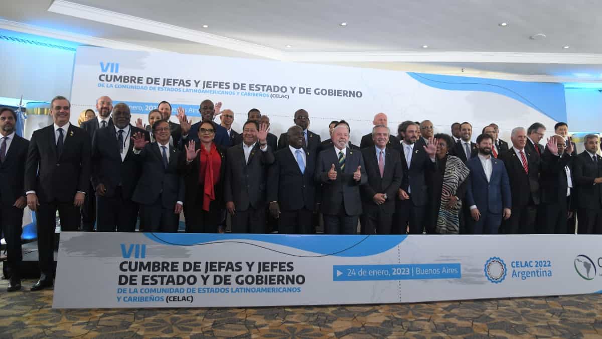 CELAC, la rehabilitación de las dictaduras
