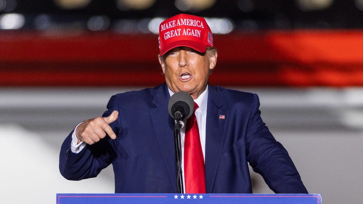 Donald Trump pide la terminación de la Constitución de EE.UU. a través de la red "Truth Social"
