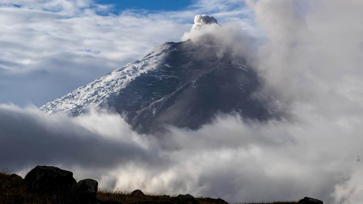 Alerta por caída de ceniza del volcán Cotopaxi en Ecuador