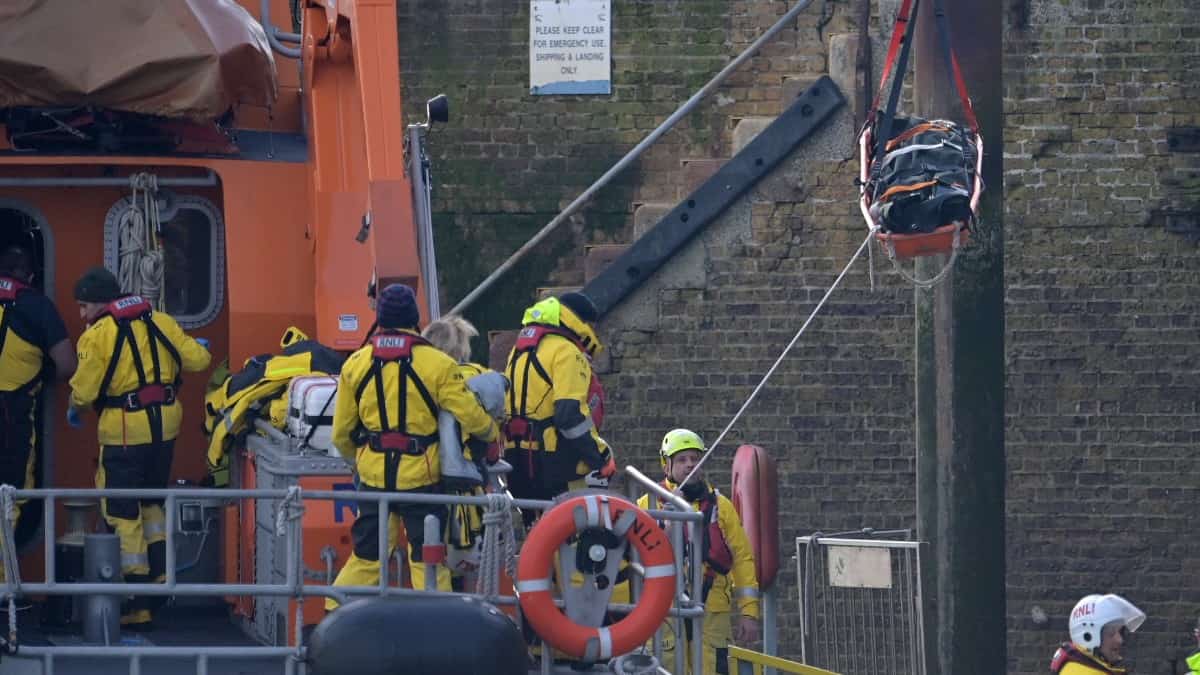 El naufragio de un bote en el Canal de la Mancha deja cuatro personas muertas