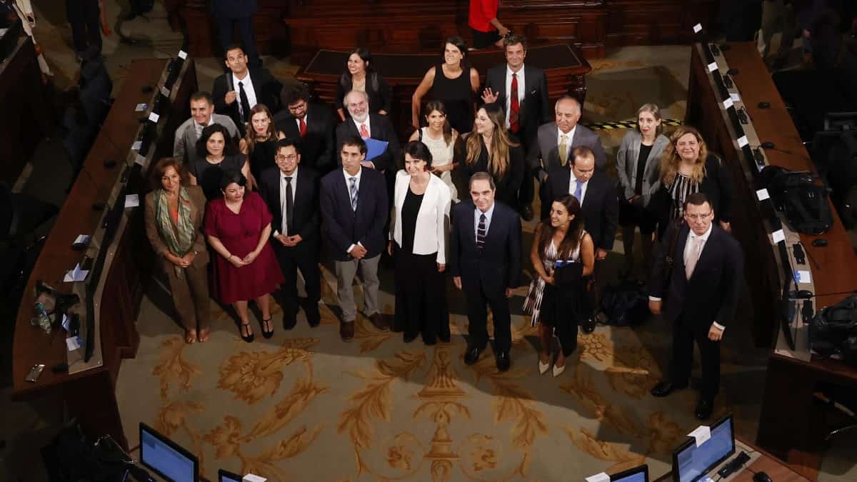 ¿Qué futuro le espera al nuevo intento de cambiar la Constitución en Chile?