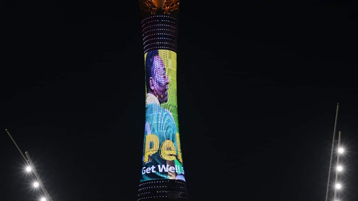 “Mejórate pronto”: el emotivo homenaje que la FIFA le rindió a Pelé en Qatar