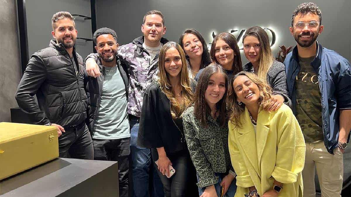 "Lazo" se consolida en la moda con sentido social