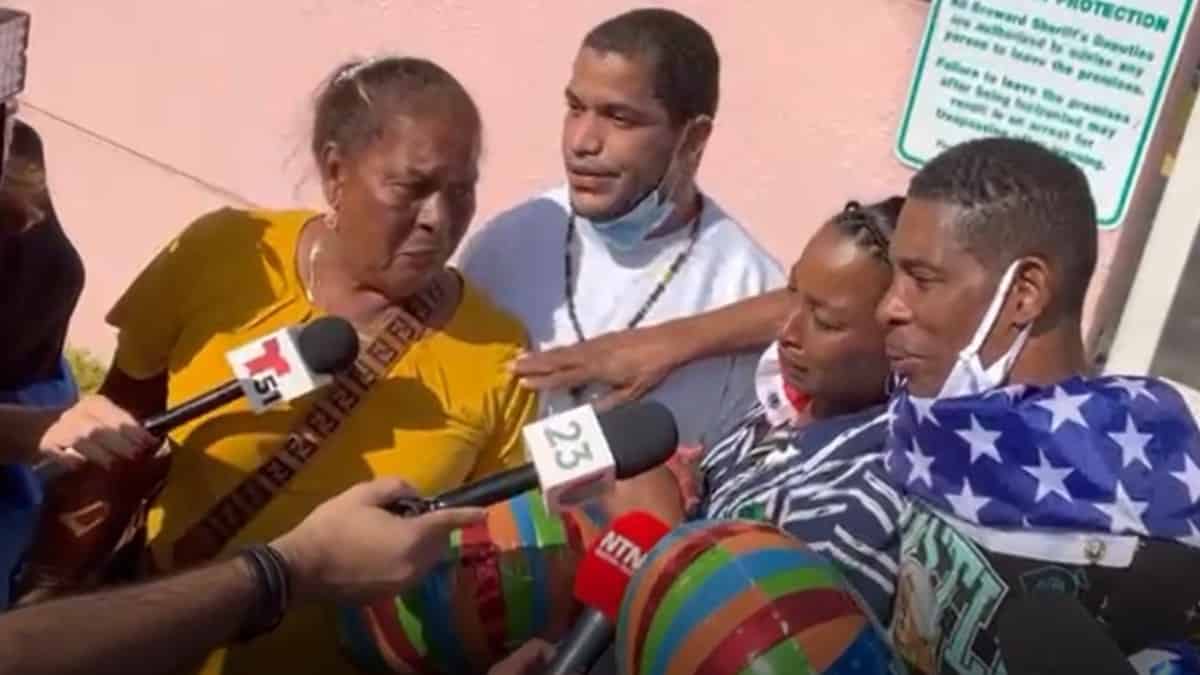 Cubanos que permanecían detenidos en Florida fueron liberados