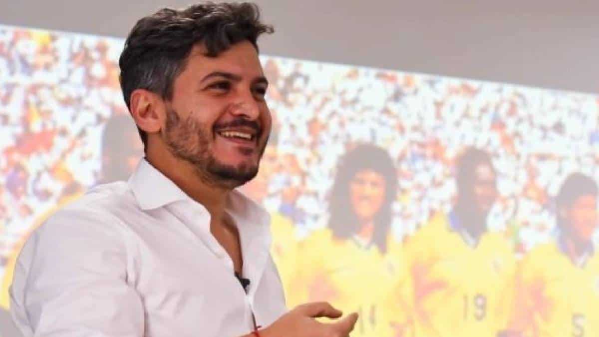 Alejandro Ambrad: el creador de "Mentes a la carta"