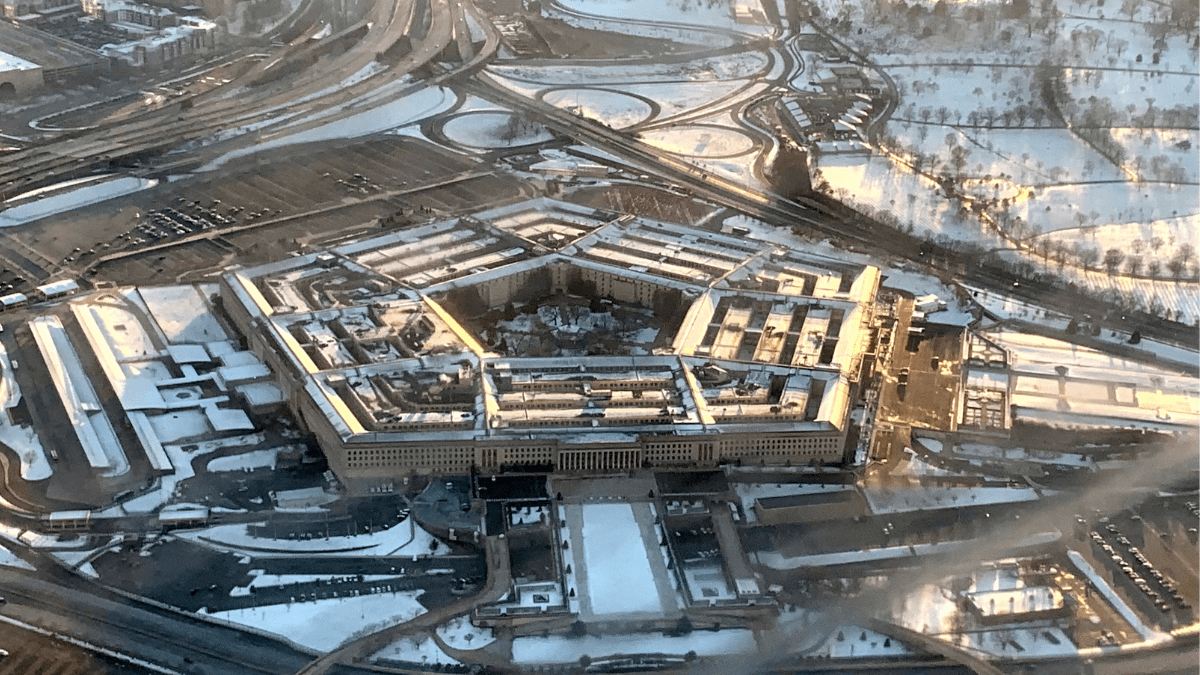 El Pentágono monitorea supuesto globo espía chino que sobrevuela Estados Unidos