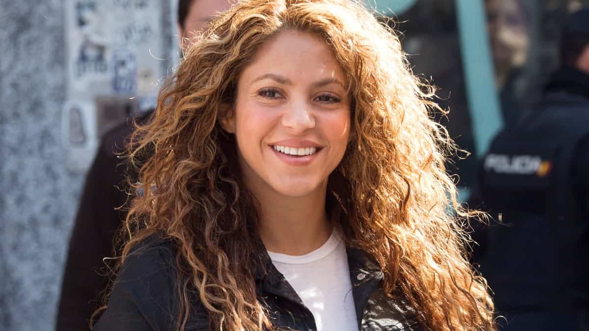 Shakira celebra y le envía un “besito” a Bizarrap tras el lanzamiento de su canción