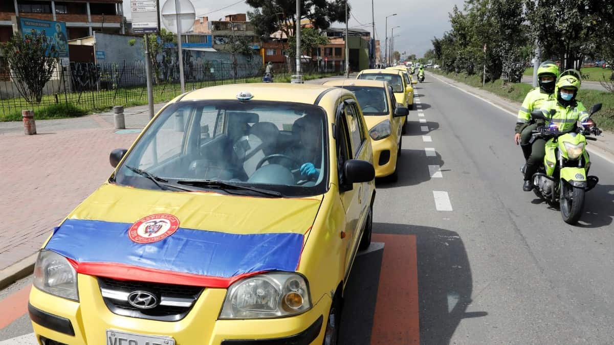 El gremio de taxistas se levantó de la mesa de diálogo con el Ministerio de Transporte ¿Habrá paro en Colombia?