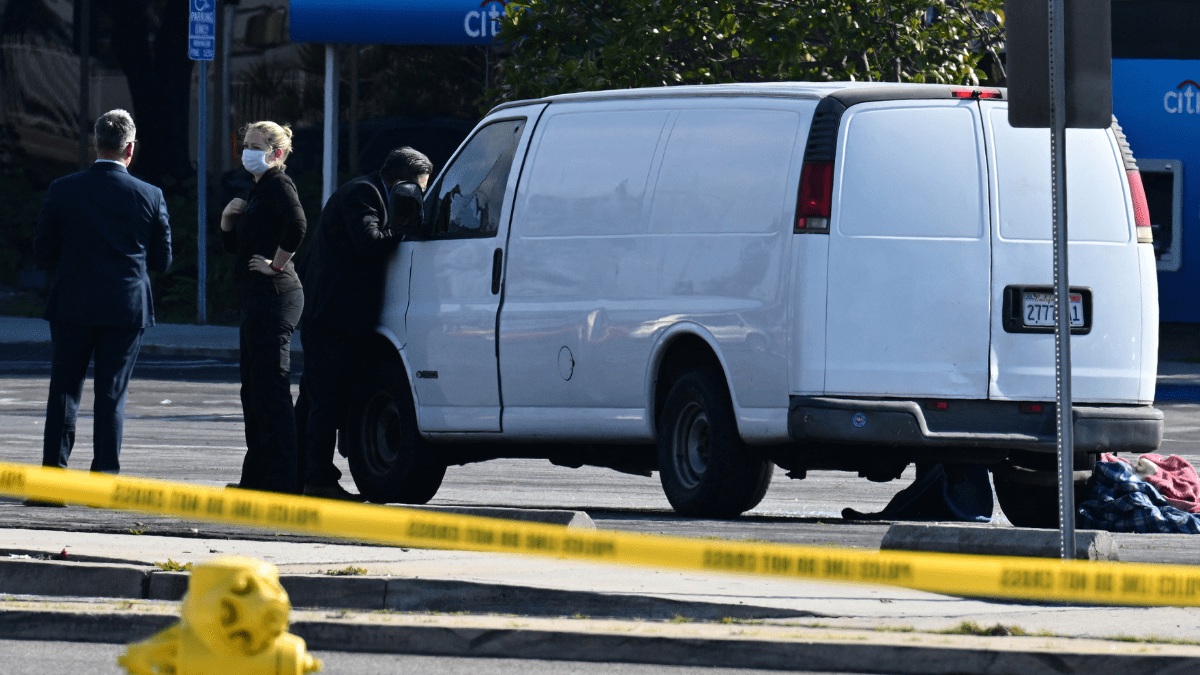 Autor del tiroteo en California murió por "una herida de bala autoinfligida"