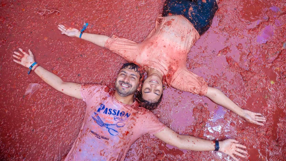 Después de dos años de ausencia, volvió la Tomatina a España