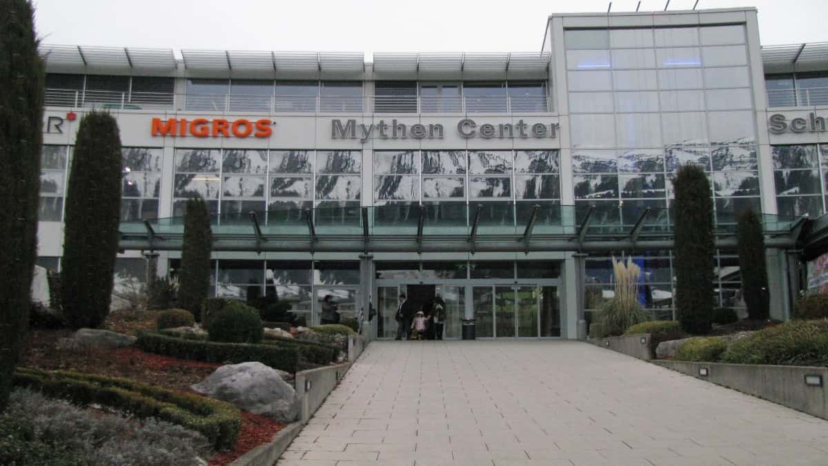 Centro comercial de Mythen, en Ibach Centro comercial de Mythen, en Ibach