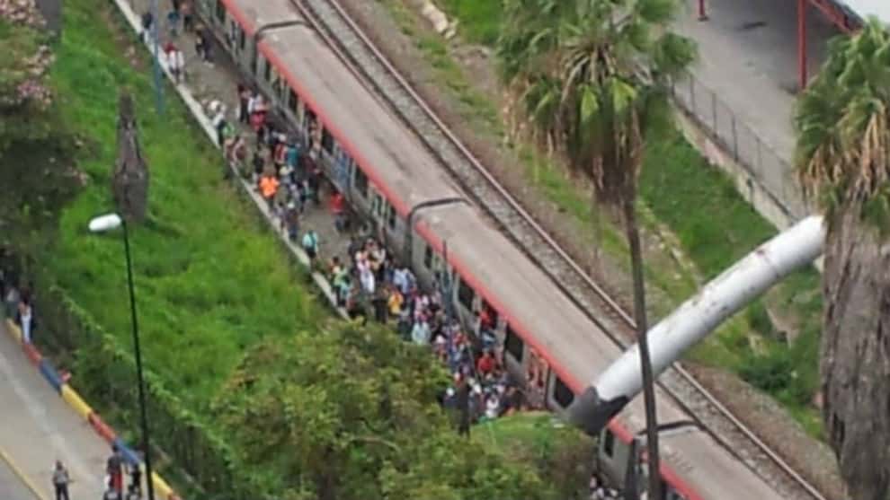 Metro Caracas desalojo