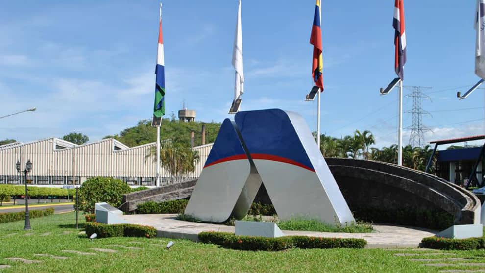 Costa Rica busca apoyar a trabajadores por colapso de estatal venezolana Alunasa