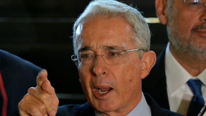 la indagatoria a Uribe