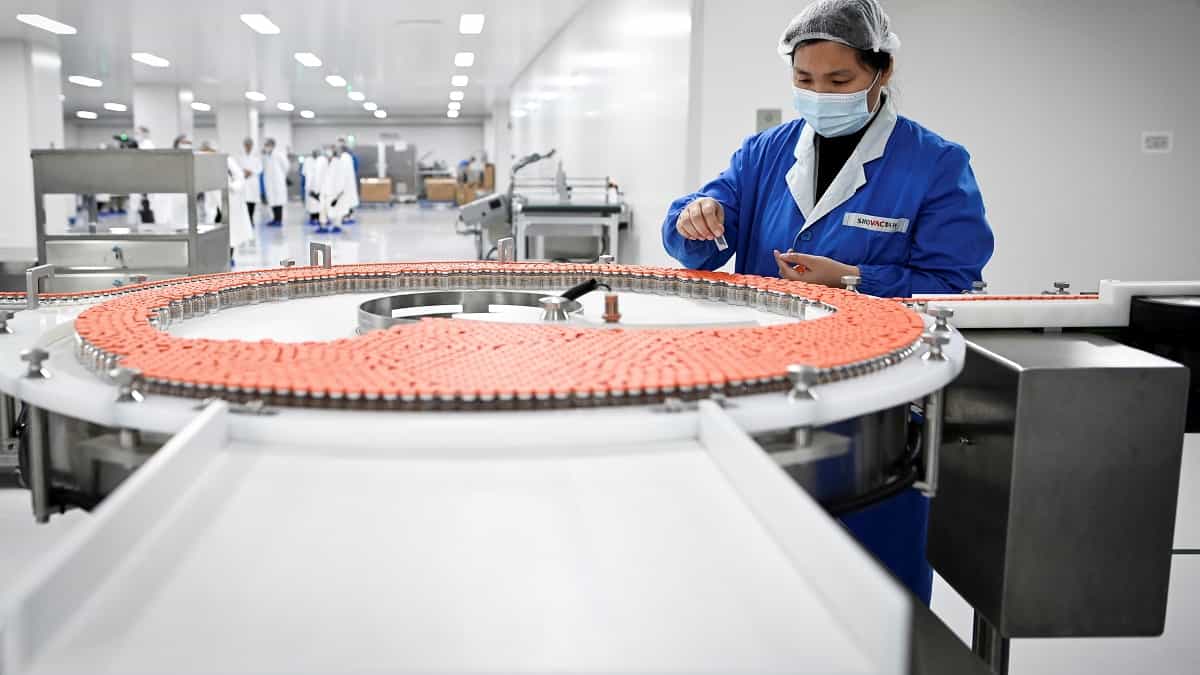 Vacunar al 20 % población en América Latina costará 2.000 millones de dólares