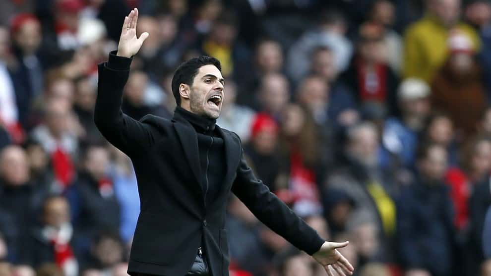 Entrenador del Arsenal de Inglaterra dio positivo por coronavirus