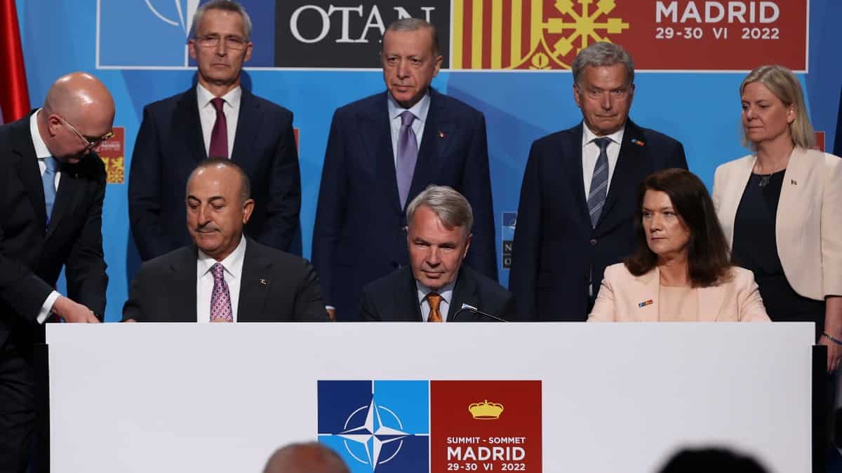OTAN firmó protocolos de adhesión de Suecia y Finlandia