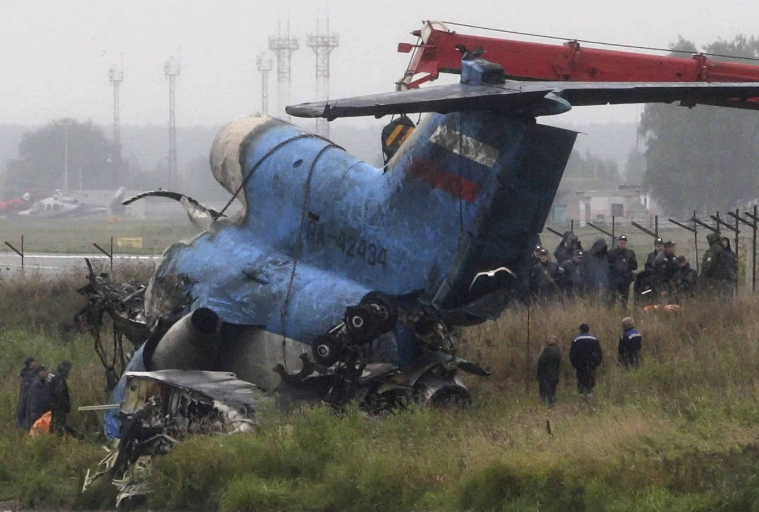 Dos muertos, Rusia, avión se estrella