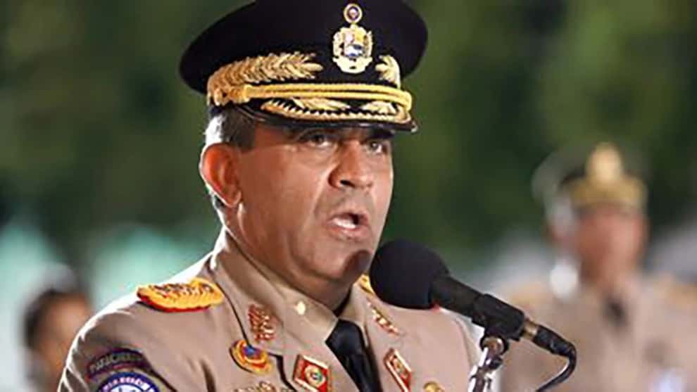 General Raúl Baduel cumple 11 años de prisión arbitraria