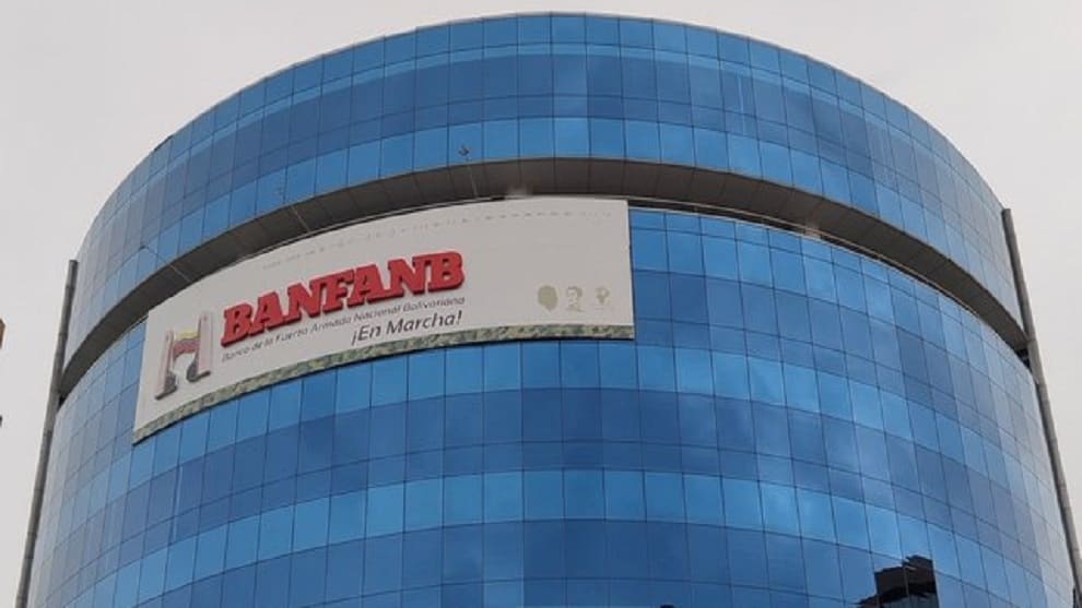 Banfanb emite sus propias tarjetas para sortear “bloqueo” de Mastercard