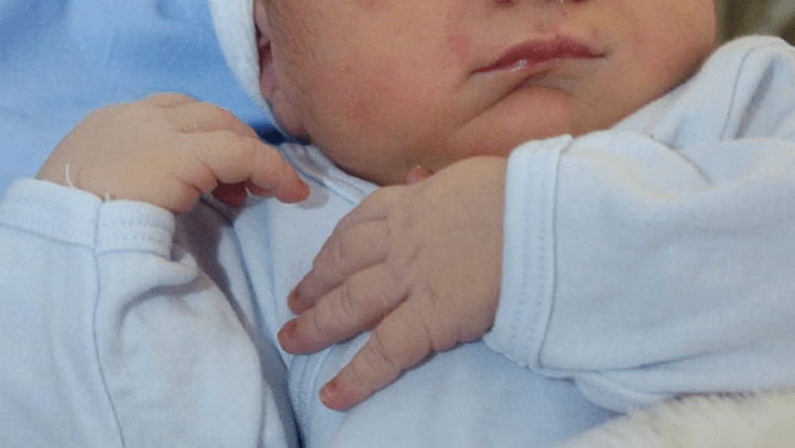 Bebé recién nacido