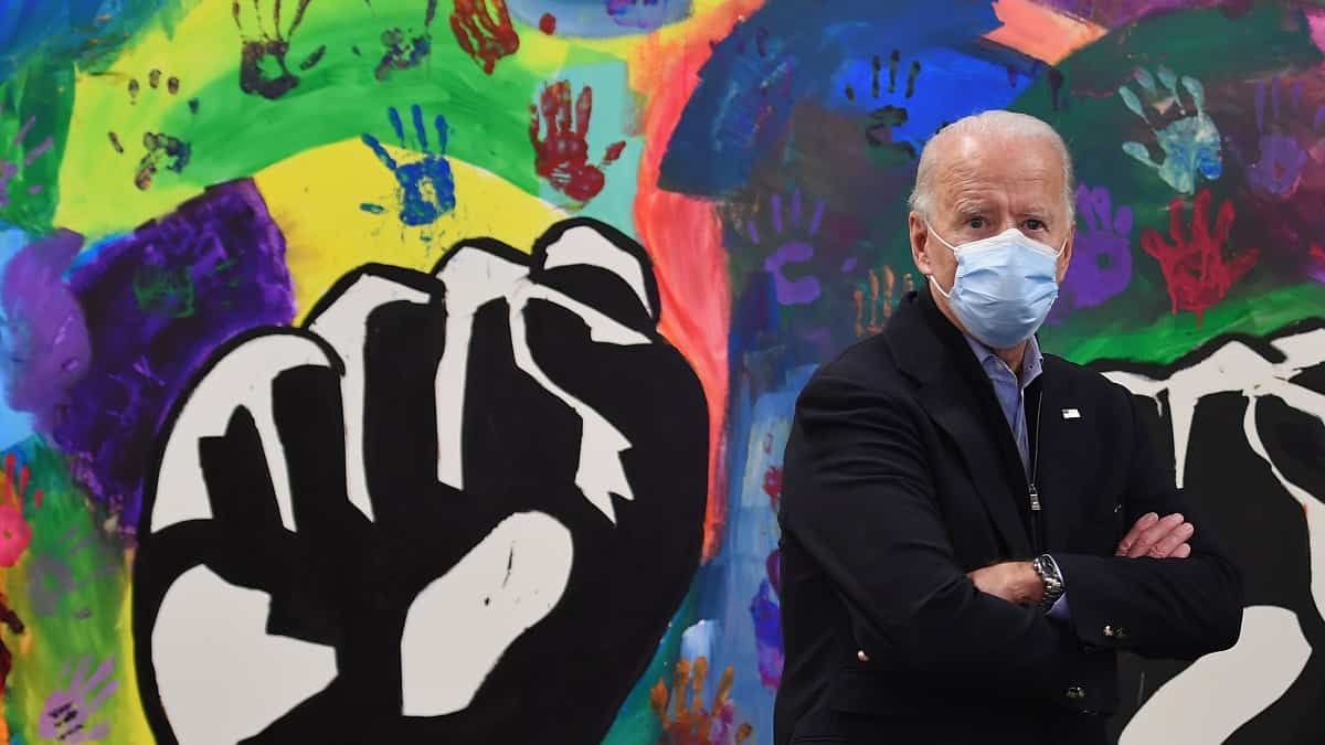 El nerviosismo se apodera de Biden y comete vergonzosos lapsus el día de la elección