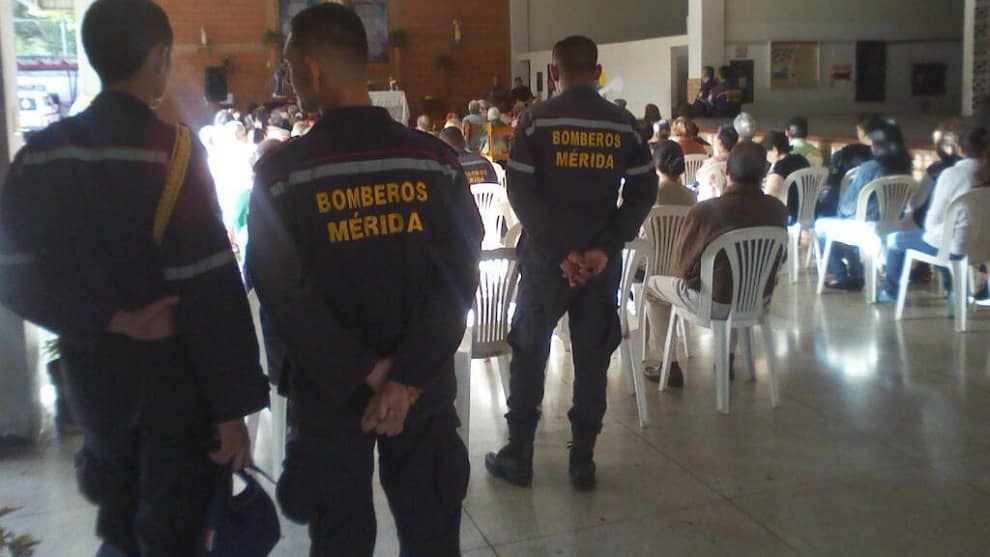 bomberos-Maduro-Mérida