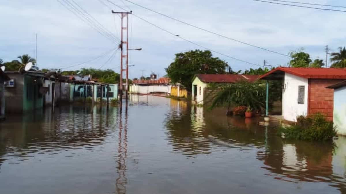Inundaciones en la comunidad de San José, en el estado Zulia. Foto: Punto de Corte