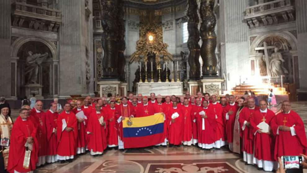 Obispos venezolanos en el Vaticano