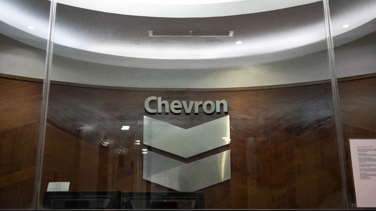 "Regresa el crudo de donde nunca debió salir": exdirector de PDVSA sobre gestión Chevron