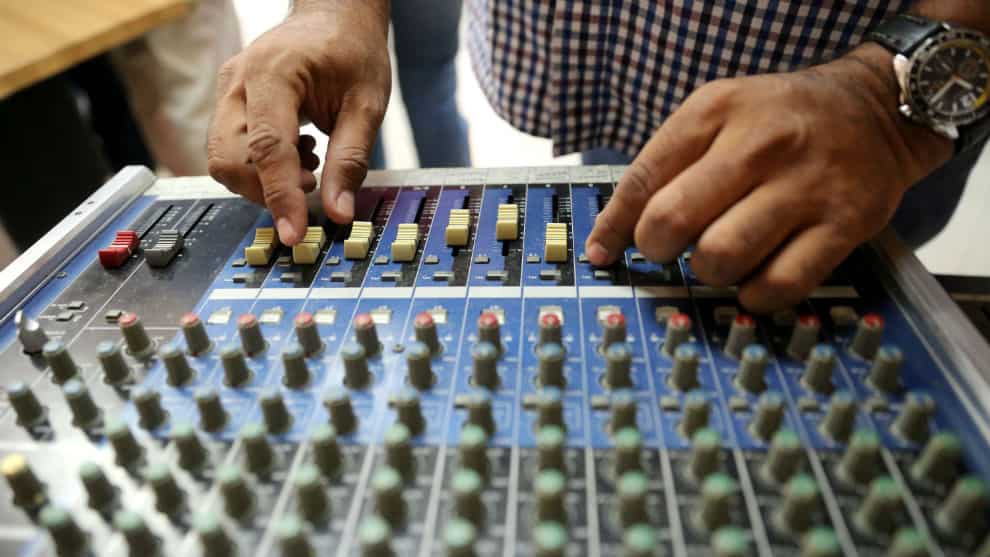 Conatel cierra emisora radial en Zulia