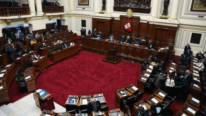 Congreso de Perú aprueba primer proyecto de reforma a la justicia de Martín Vizcarra