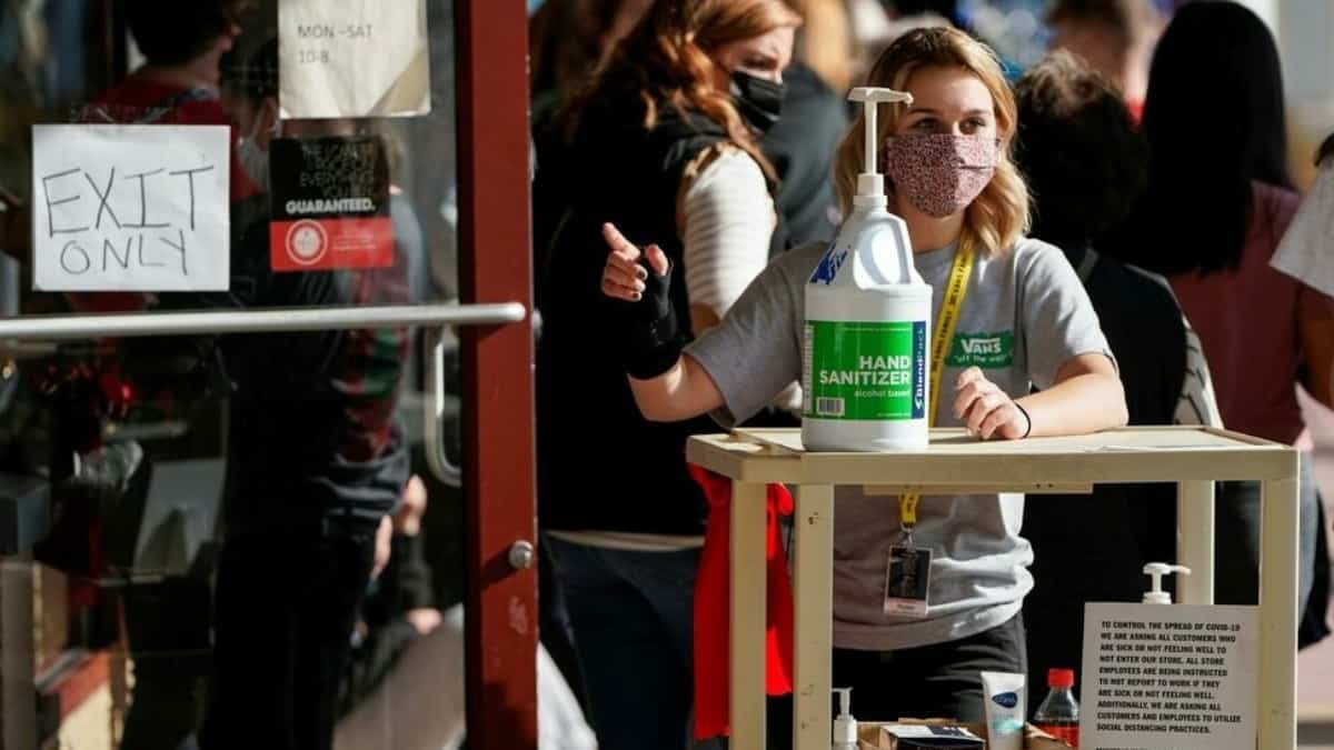 Estados Unidos intenta volver a la normalidad con previsiones. Foto: AFP