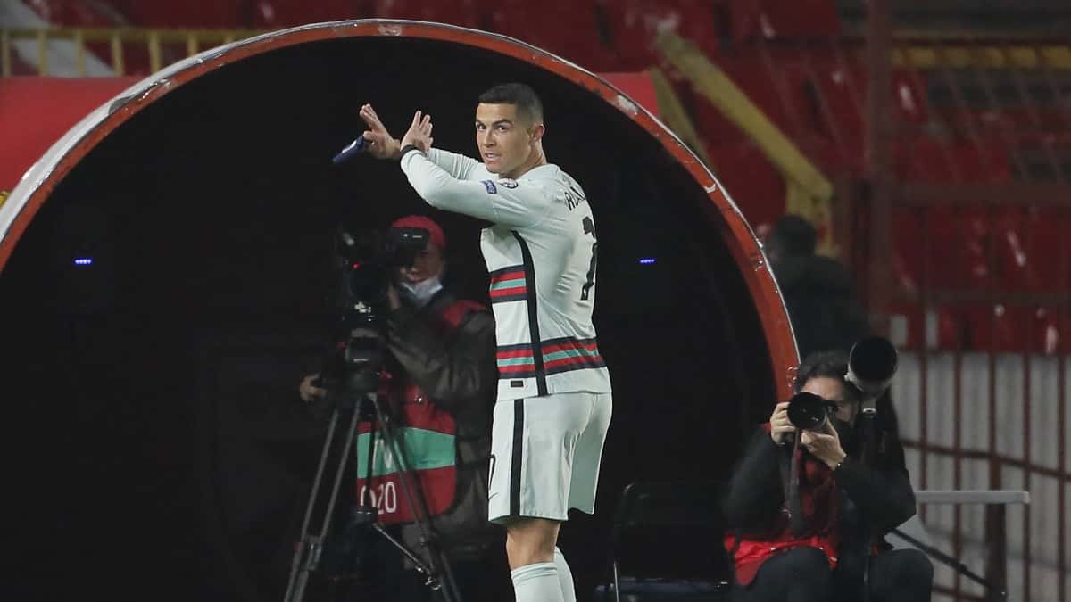 ¿Entró o no? El polémico gol que no le contaron a CR7 y que lo hizo estallar